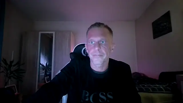 slaveboy2016xh online show from 12.27.24