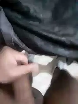 Snapshot of Demillvan chatting on 01.03.25 Demillvan online show from 01.03.25