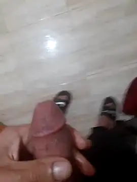 Snapshot of Demillvan chatting on 02.21.25 Demillvan online show from 02.21.25