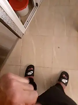 Snapshot of Demillvan chatting on 09.09.25 Demillvan online show from 09.09.25