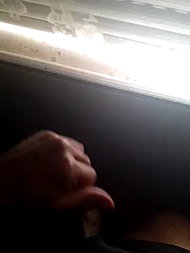 Snapshot of Demillvan chatting on 10.24.25 Demillvan online show from 10.24.25