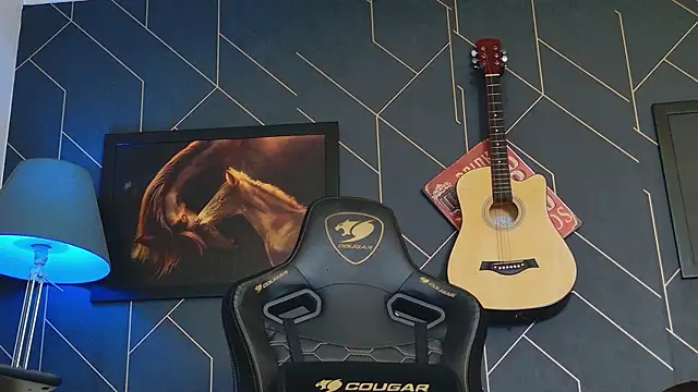 Snapshot of ChrisKox chatting on 09.25.25 ChrisKox online show from 09.25.25