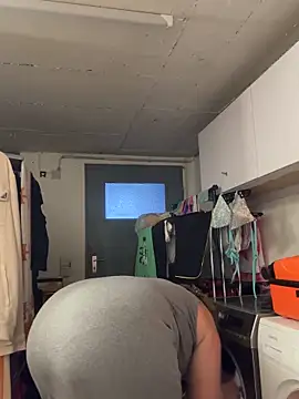 Snapshot of BootyLola chatting on 10.22.25 BootyLola online show from 10.22.25