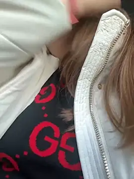 Snapshot of BootyLola chatting on 11.20.25 BootyLola online show from 11.20.25