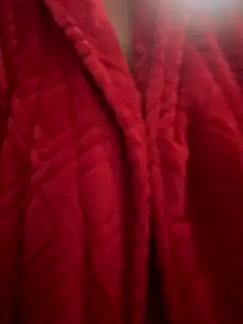 Snapshot of BootyLola chatting on 12.18.25 BootyLola online show from 12.18.25