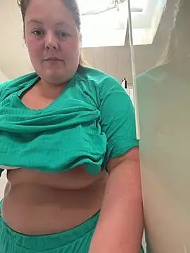 BootyLola online show from 06.21.26