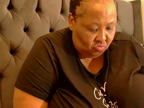 nancy111 online show from 10.27.25