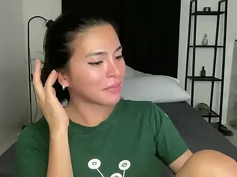 your bianca69 online show from 12.19.24