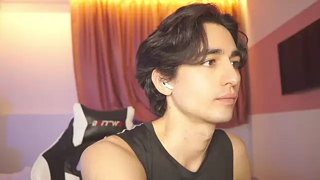 AlanDeNavarre online show from 02.21.25