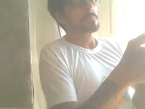 Snapshot of el_principe_hot chatting on 03.10.25 el principe hot online show from 03.10.25