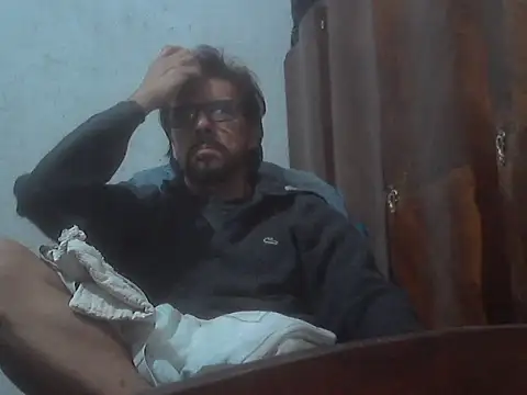 Snapshot of el_principe_hot chatting on 10.03.25 el principe hot online show from 10.03.25