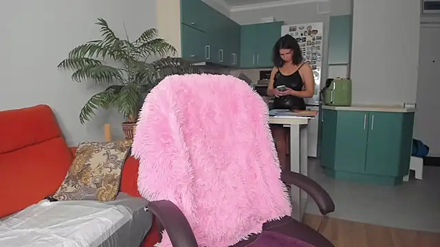 ChristinaGlory online show from 01.14.25