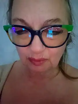 MucMilf59 online show from 02.17.26