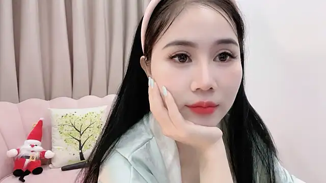 Snapshot of Meilian2021 chatting on 01.17.25 Meilian2021 online show from 01.17.25