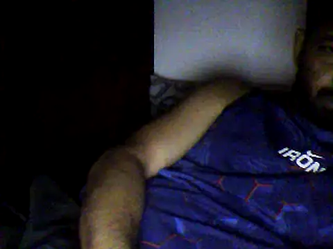 Snapshot of Spnfks chatting on 12.24.24 Spnfks online show from 12.24.24