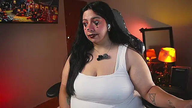 coraline latin online show from 10.31.25