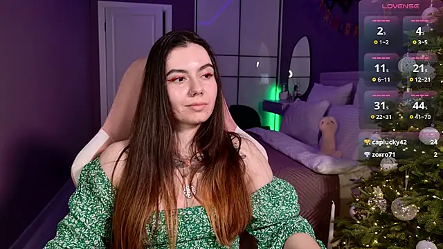 Foxohlove online show from 12.20.24