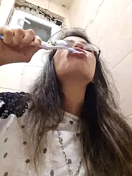 Snapshot of rposhta1991 chatting on 10.05.25 rposhta1991 online show from 10.05.25