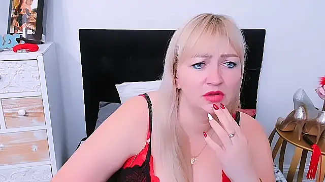 sweetMariina online show from 01.04.25