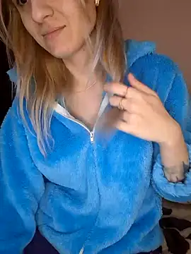 YogisticJuli666 online show from 01.03.25