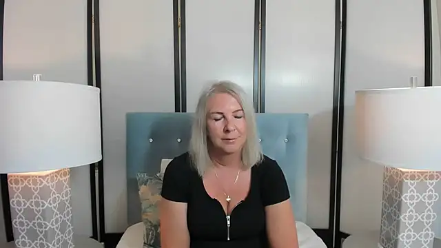 EricaTop online show from 03.17.25