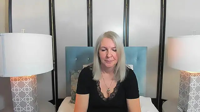 EricaTop online show from 12.15.25