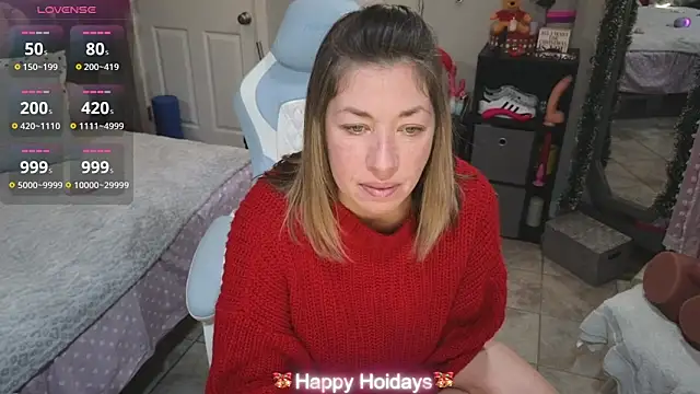 Snapshot of _NinaLuvSins_ chatting on 12.17.24 NinaLuvSins online show from 12.17.24