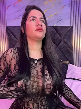 Zafira Alabi online show from 02.25.26