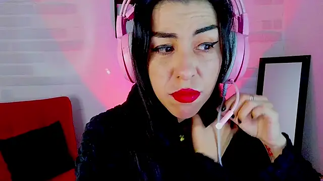 sky girl1 online show from 10.21.25