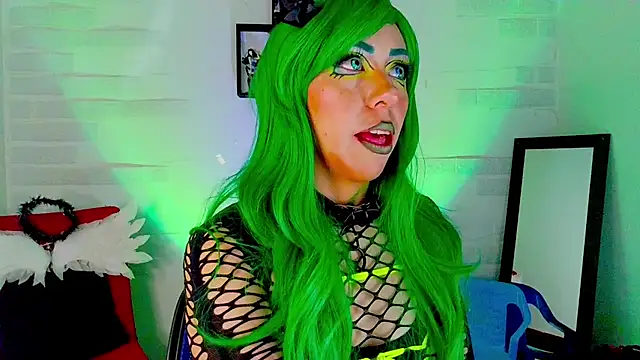 sky girl1 online show from 10.31.25