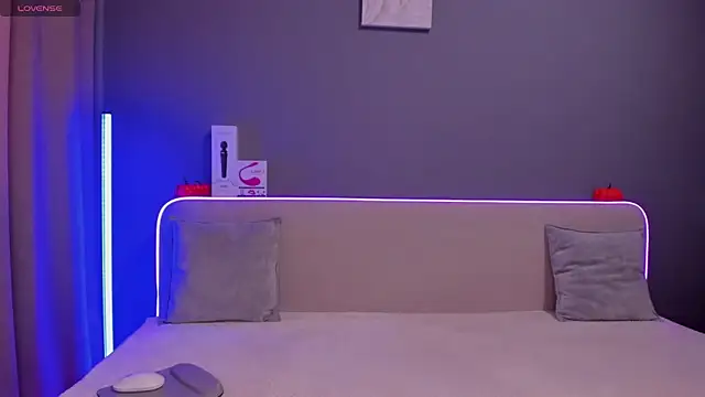 Snapshot of Malika_Lisan chatting on 10.26.25 Malika Lisan online show from 10.26.25