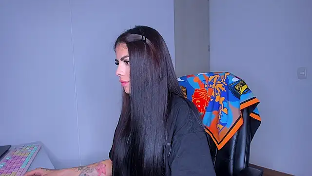 Lisegg  online show from 04.14.26