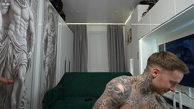 NickHOWLEN online show from 11.23.25