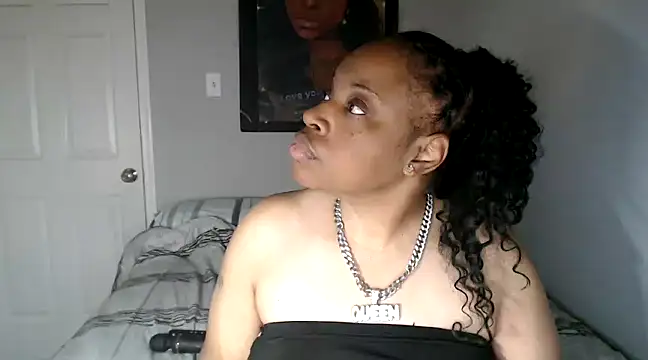 Sexymona1218 online show from 03.05.25