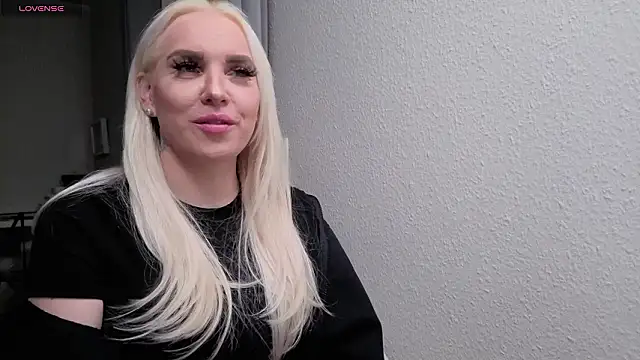 MIA-XXX online show from 03.08.26