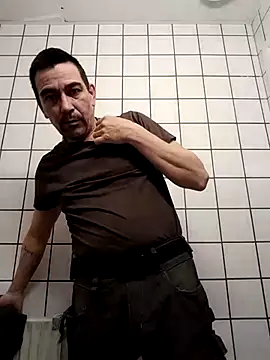 Snapshot of dick81 chatting on 02.05.26 dick81 online show from 02.05.26