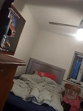 jones00732 online show from 11.11.25