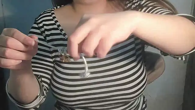 Snapshot of 6868_- chatting on 01.17.25 6868 - online show from 01.17.25