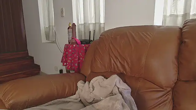 Snapshot of DeesseLuxure chatting on 03.22.25 DeesseLuxure online show from 03.22.25