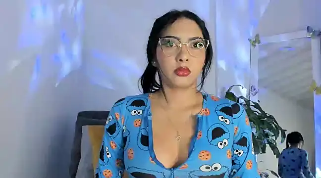 kirasofia online show from 02.01.25