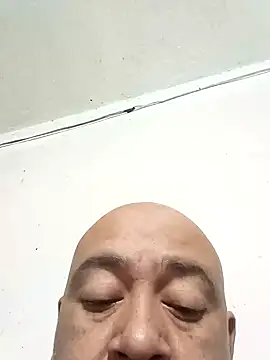 GeorgeVergaGrues online show from 12.04.24