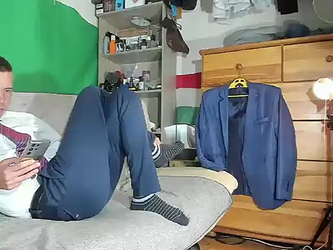 Snapshot of viraglaci18@xh chatting on 10.07.25 viraglaci18xh online show from 10.07.25