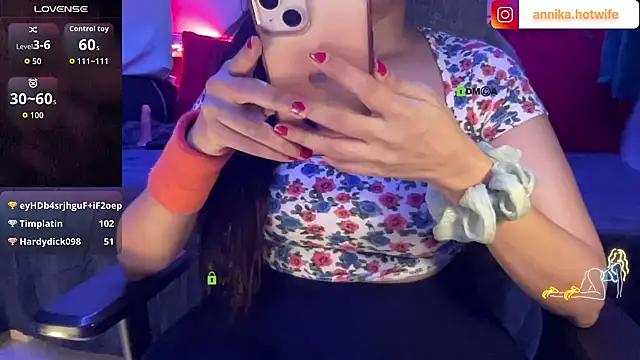 Snapshot of GoddessRaani chatting on 10.15.25 GoddessRaani online show from 10.15.25