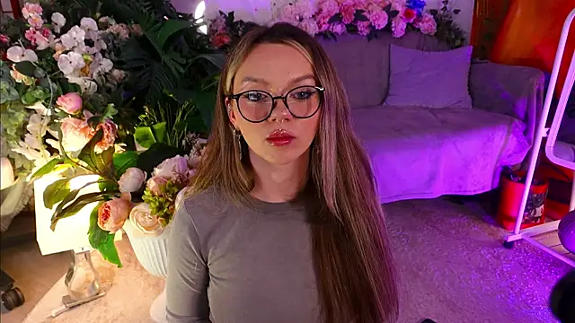 KristaBrooks online show from 10.04.25