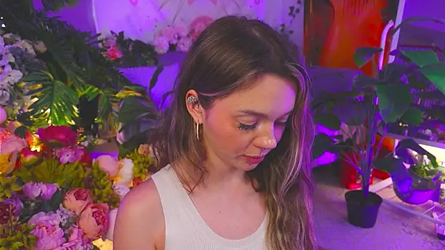 KristaBrooks online show from 10.08.25