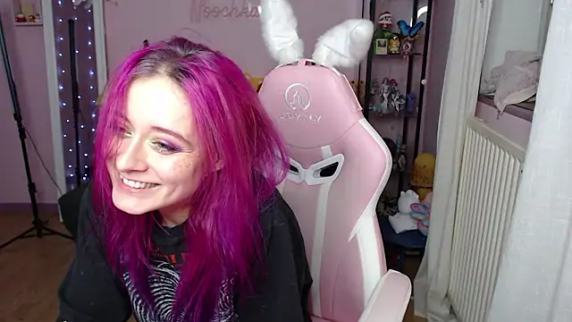 Snapshot of Noochka chatting on 02.10.26 Noochka online show from 02.10.26