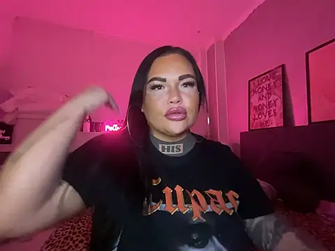  MelinaCurves  online show from 02.06.25