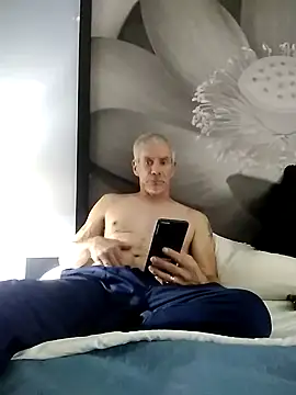 Snapshot of Biknight chatting on 12.15.24 Biknight online show from 12.15.24