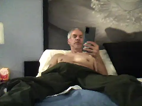 Snapshot of Biknight chatting on 12.15.24 Biknight online show from 12.15.24