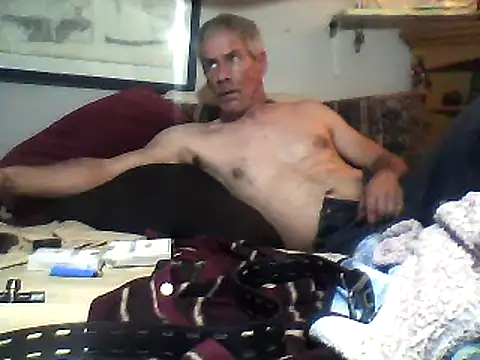 Snapshot of Biknight chatting on 02.07.25 Biknight online show from 02.07.25